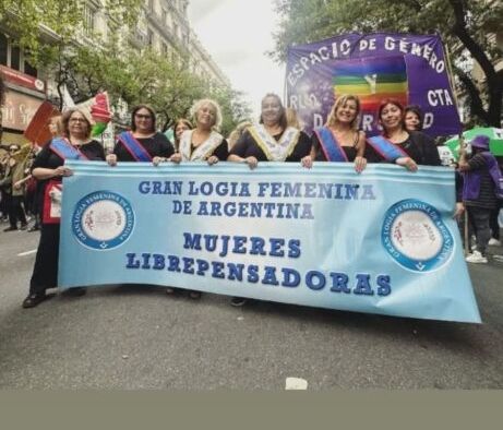 Gran Logia Femenina de Argentina participa en marcha por la Conmemoración del Día Internacional de la Mujer